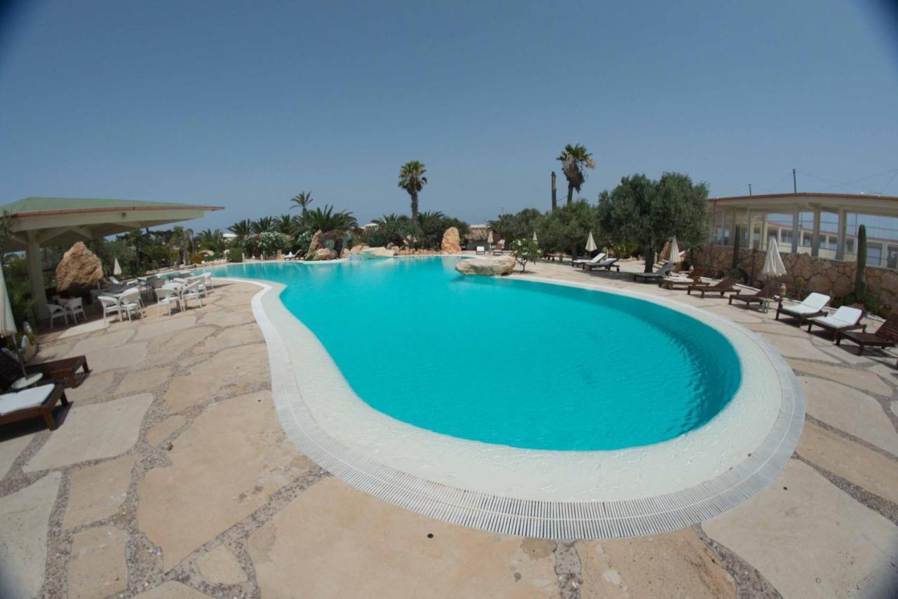 Cupola Bianca Resort لامبيدوزا المظهر الخارجي الصورة