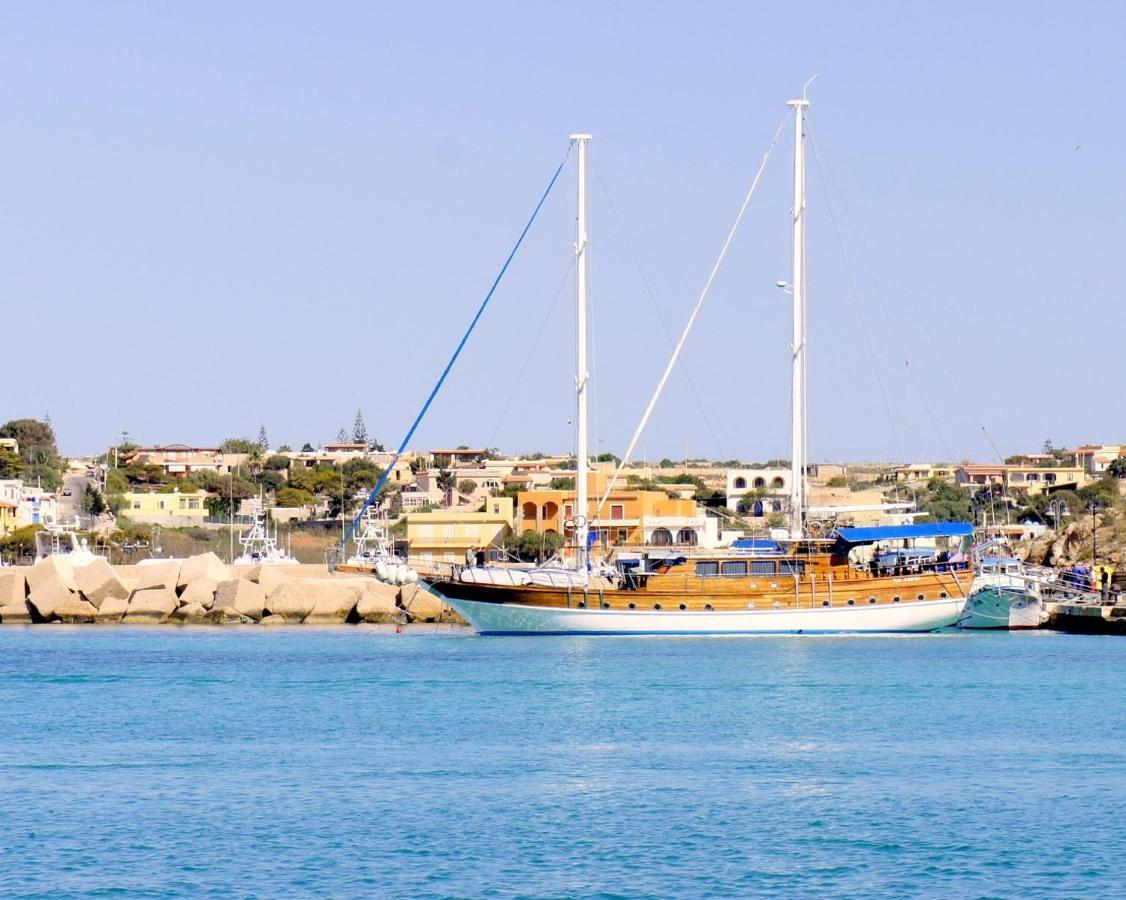 Cupola Bianca Resort لامبيدوزا المظهر الخارجي الصورة