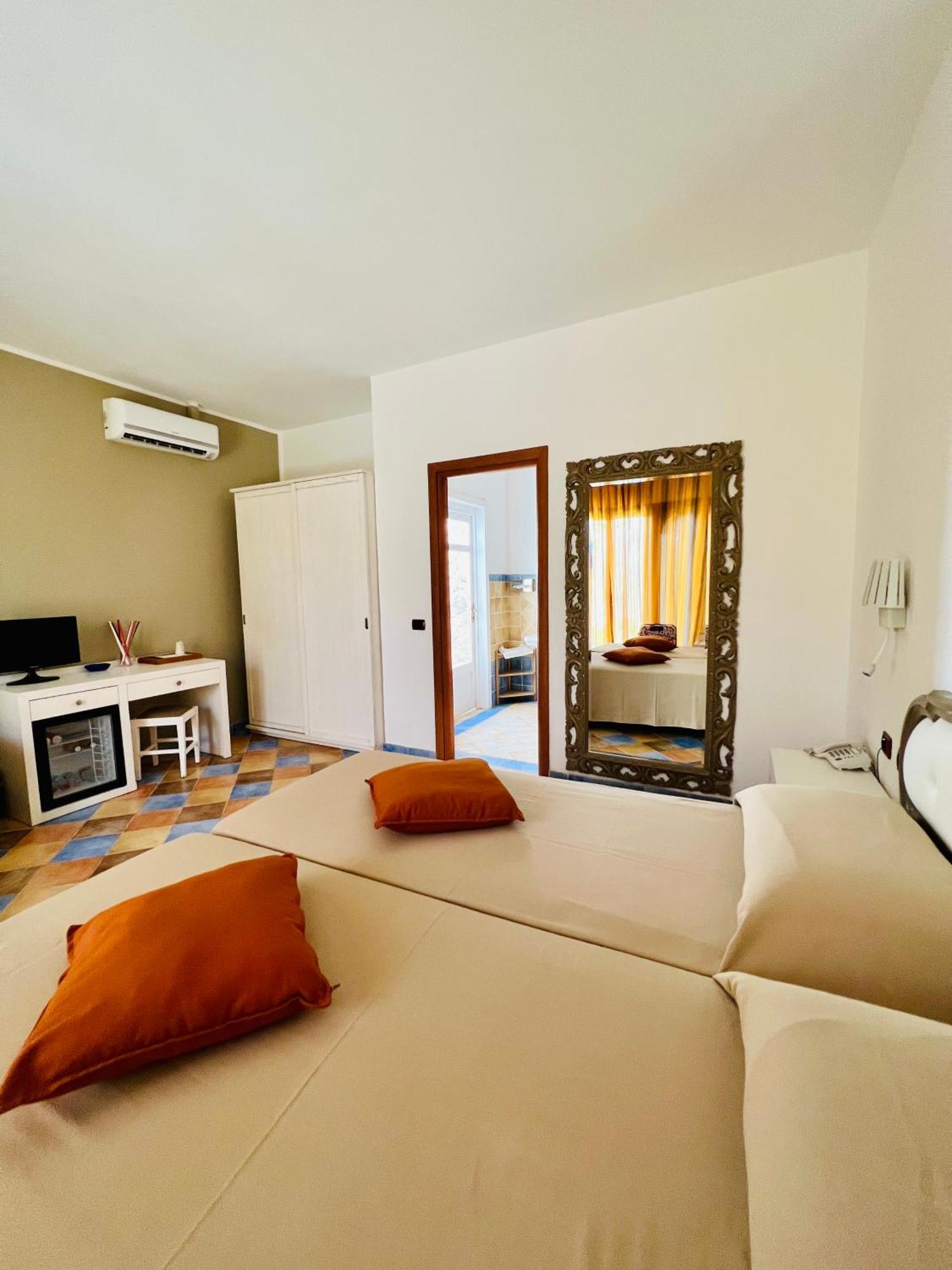 Cupola Bianca Resort لامبيدوزا المظهر الخارجي الصورة